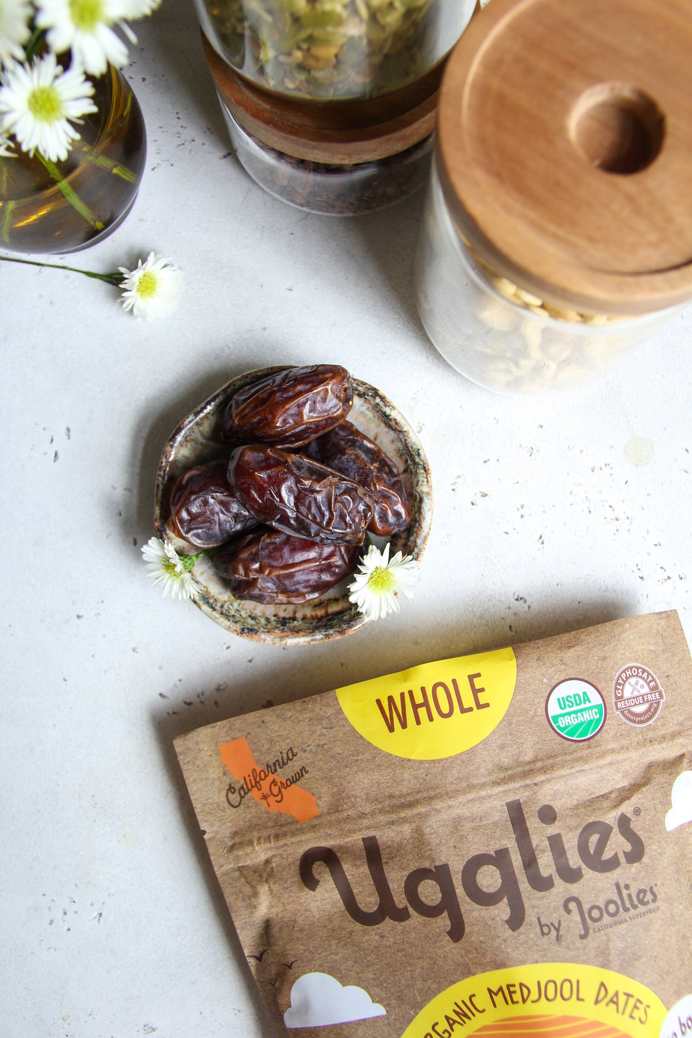 Ugglies by Joolies - Whole Organic Medjool Dates - 2LB BAG