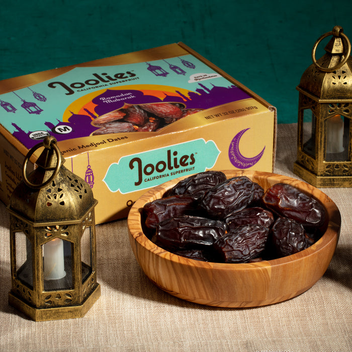 Ramadan Gift Box - 2lb Organic Medjool Dates